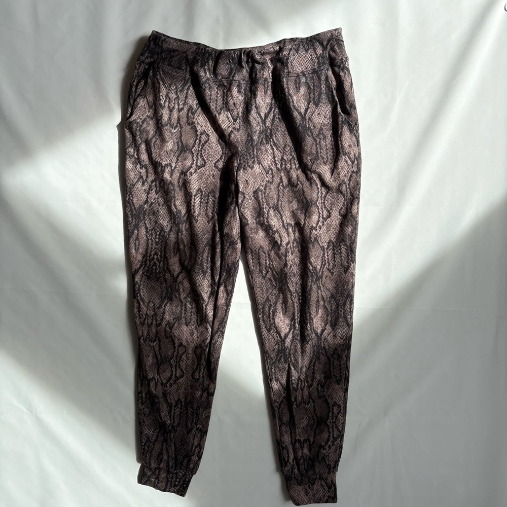 Versona Snake Print Leggings waistband missing drawstring size small INV25/336